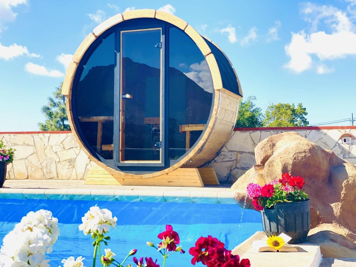 Вілла Nashira Hot Tub Piscina Y Jardin Buzanada Екстер'єр фото
