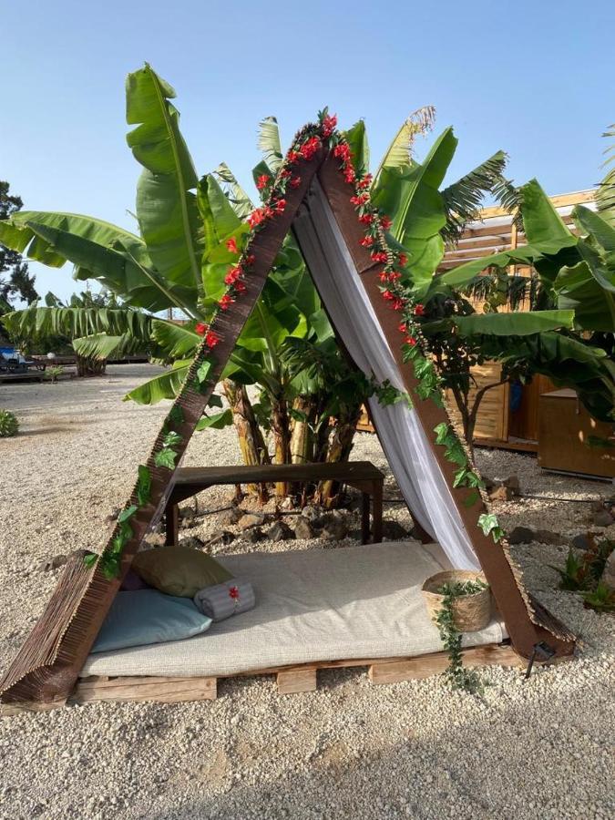 Вілла Nashira Hot Tub Piscina Y Jardin Buzanada Екстер'єр фото