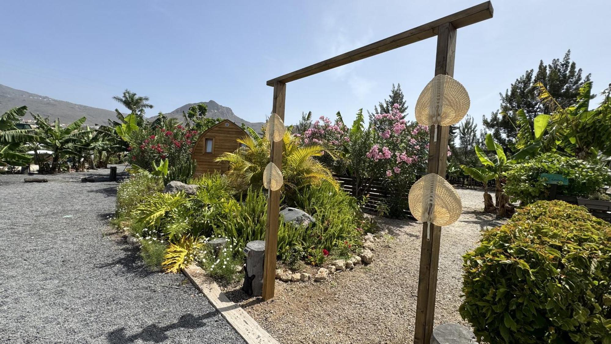 Вілла Nashira Hot Tub Piscina Y Jardin Buzanada Екстер'єр фото